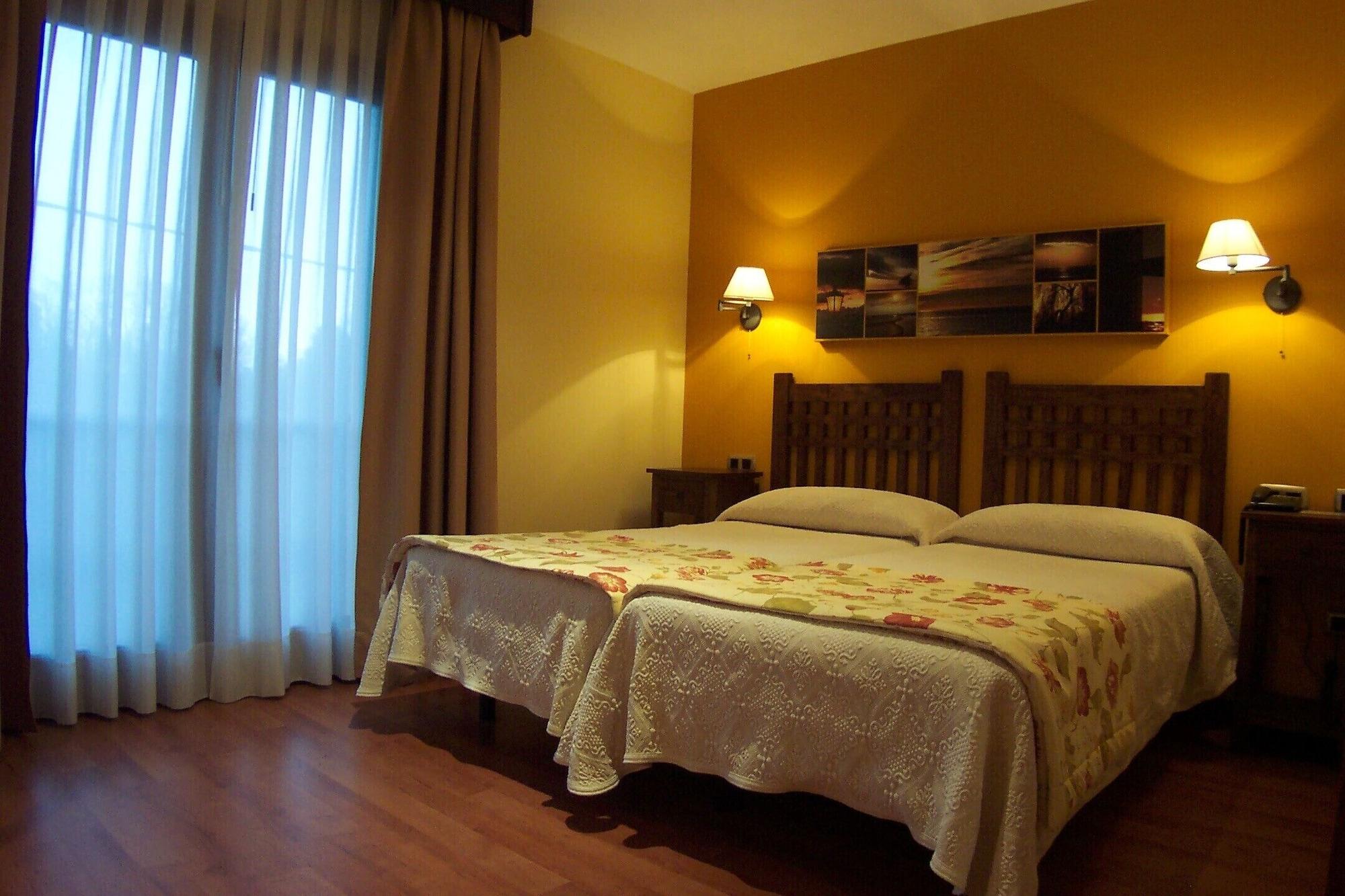 Hotel Bufon De Arenillas Vidiago Bagian luar foto