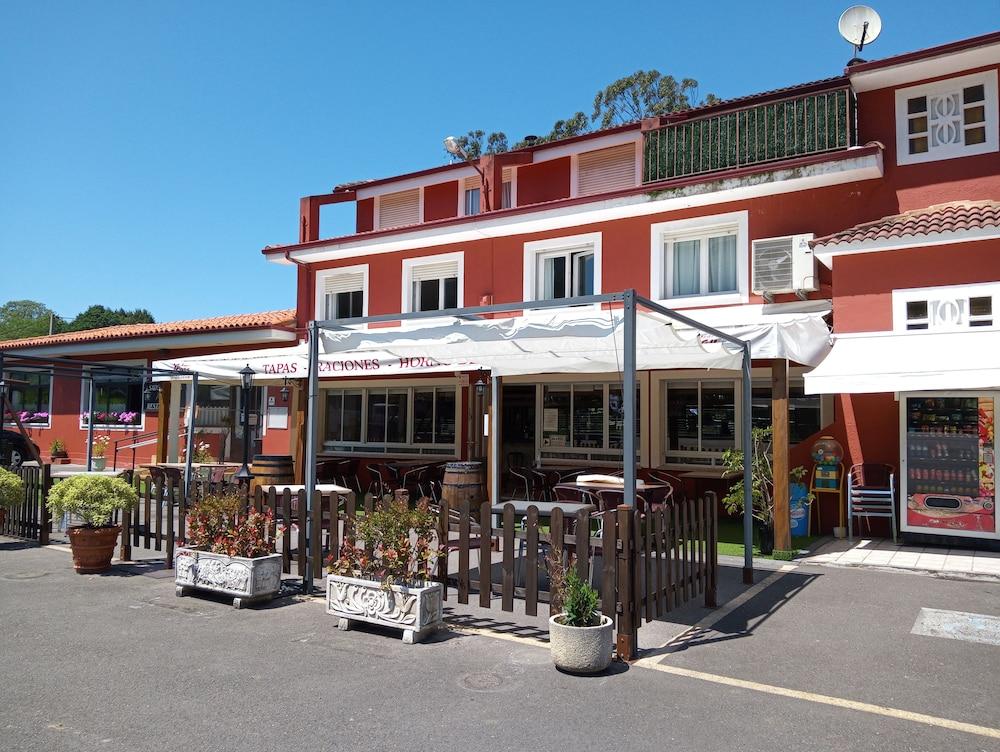 Hotel Bufon De Arenillas Vidiago Bagian luar foto
